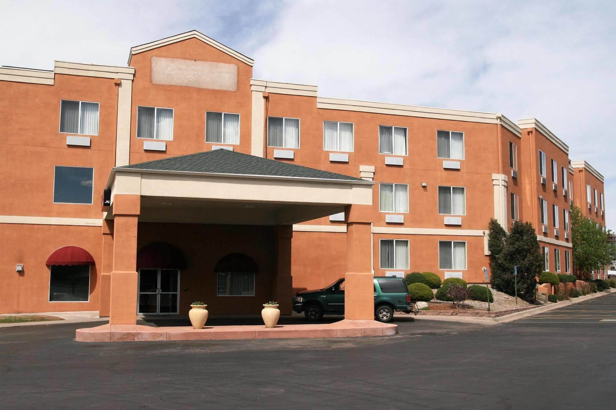 Hotel Baymont By Wyndham Colorado Springs Exterior foto